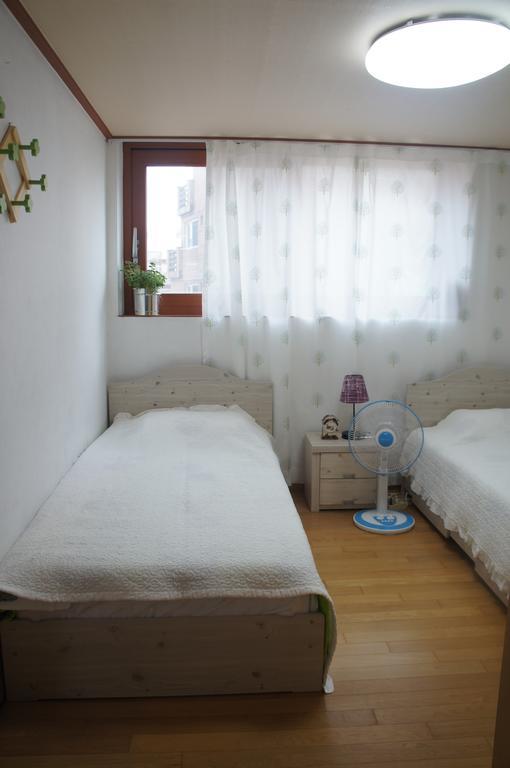 Denis'S House Hotel Сеул Стая снимка